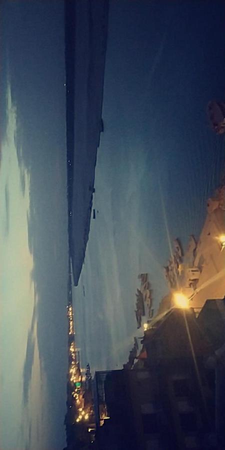 Shiva Ganges View Guest House Varanasi Exterior foto