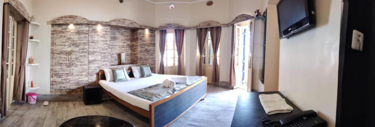 Shiva Ganges View Guest House Varanasi Exterior foto